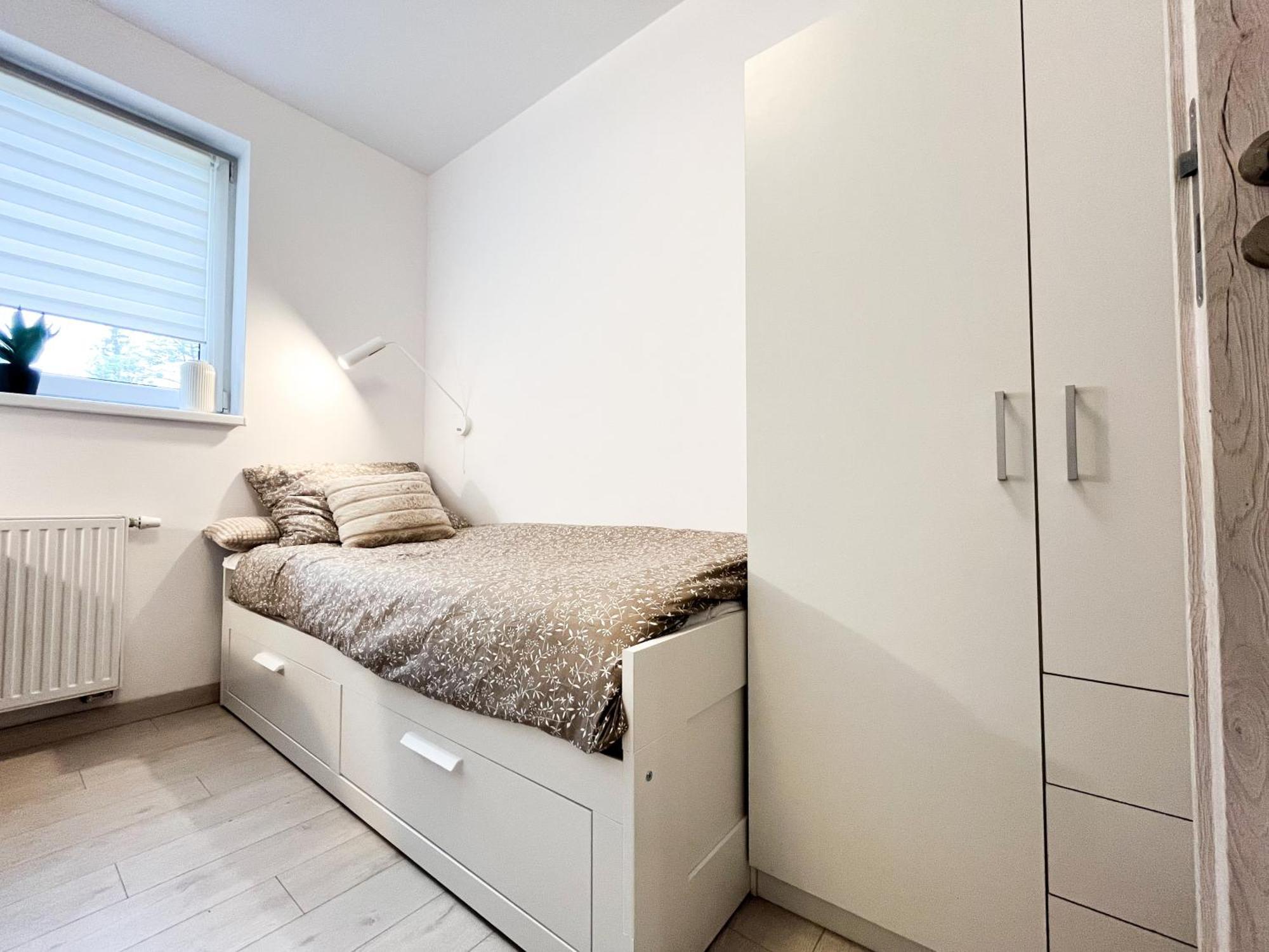 Ferienwohnung Walk To Park, Modern 2Bd Kitchen! Balcony, Parking Breslau Exterior foto