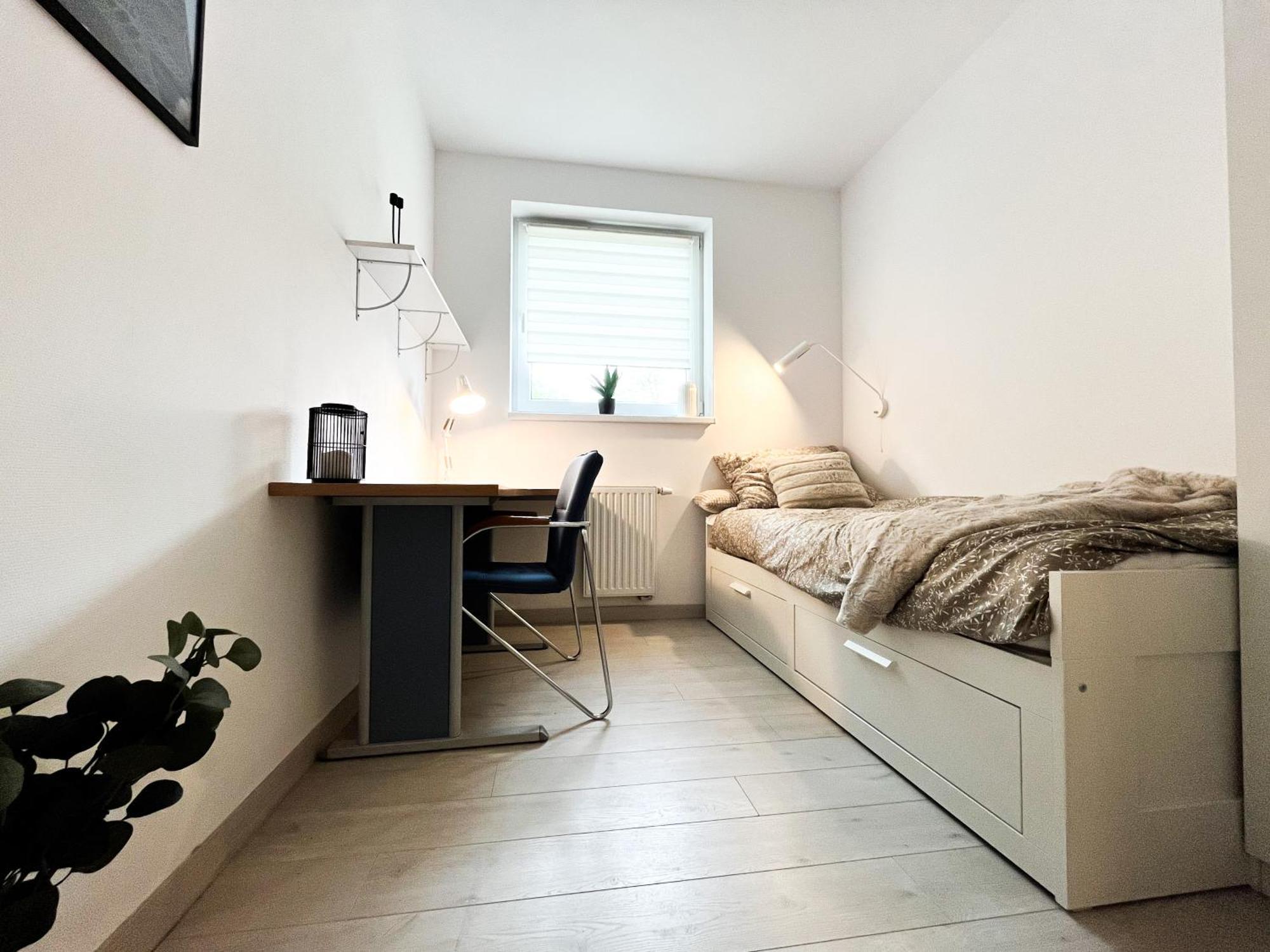 Ferienwohnung Walk To Park, Modern 2Bd Kitchen! Balcony, Parking Breslau Exterior foto