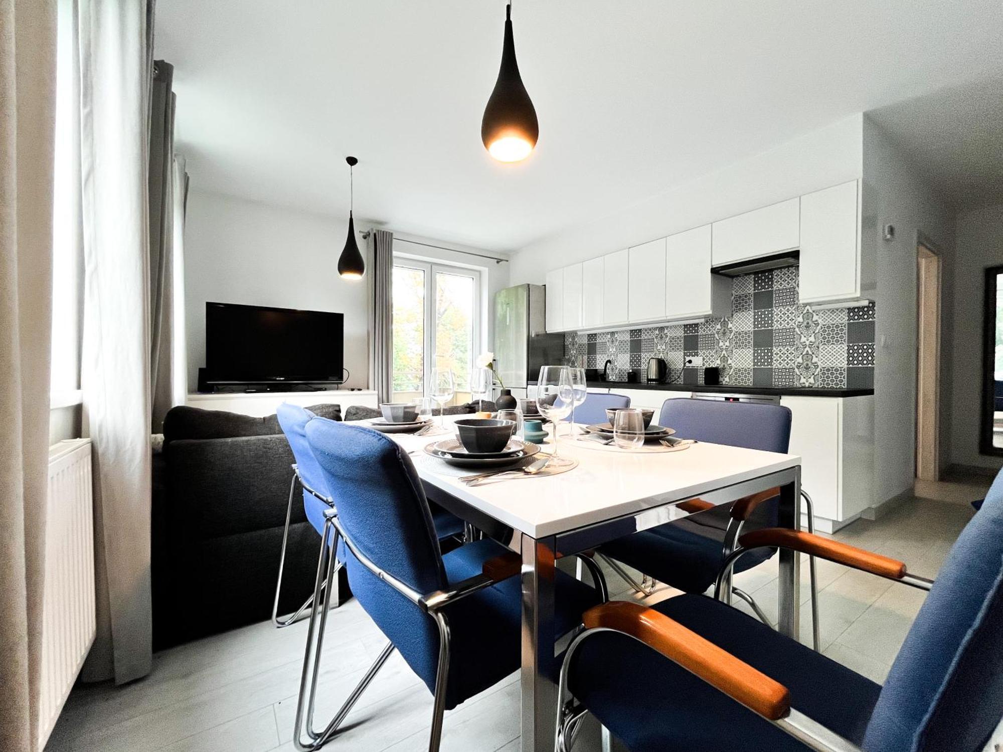 Ferienwohnung Walk To Park, Modern 2Bd Kitchen! Balcony, Parking Breslau Exterior foto